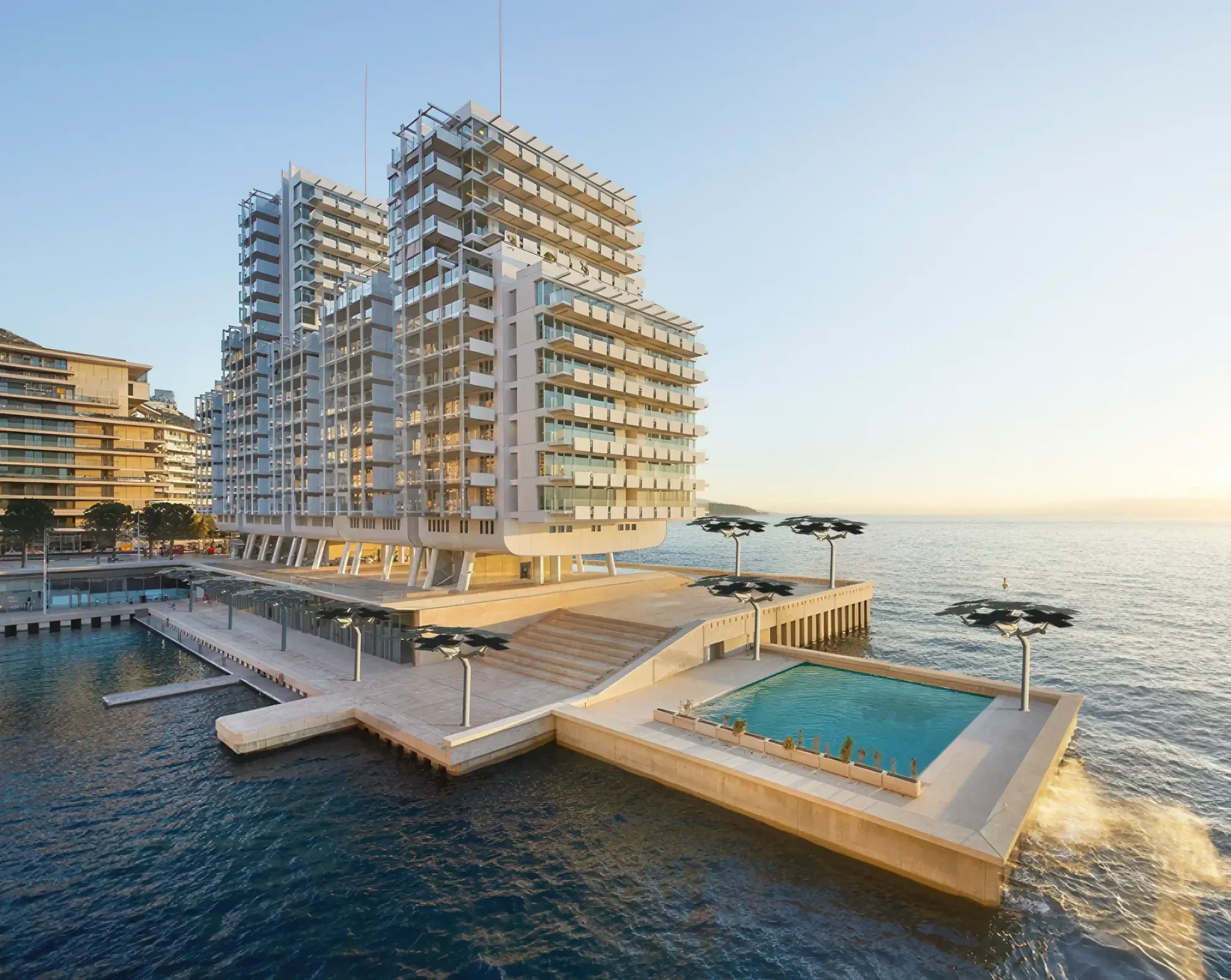 Marine Solar Trees on the Monaco waterfront